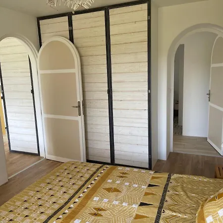 In The Heart Of Artists's House Penzion 3*