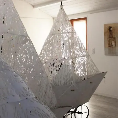 Πανσιόν In The Heart Of Artists's House Espiens